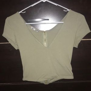 crop top
